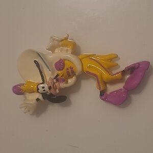 Vintage Disney GOOFY Magnet